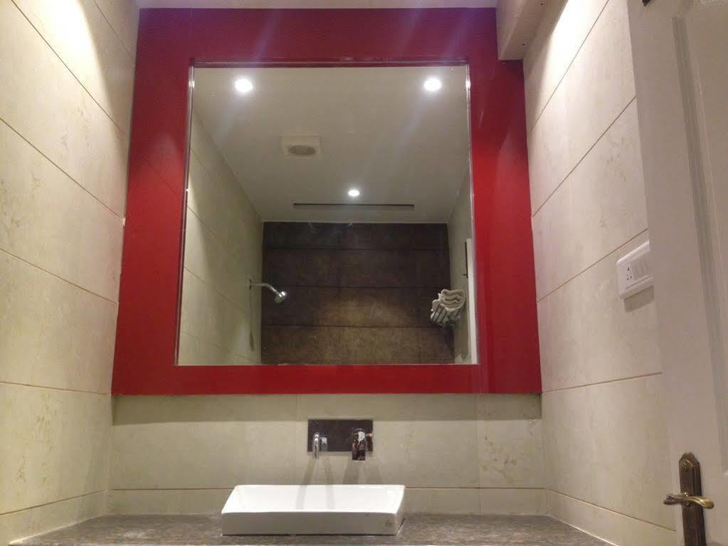 אמריצר Hotel Namaskar מראה חיצוני תמונה